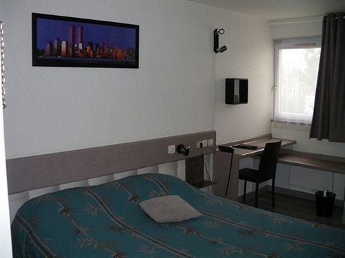 Contact Hotel
